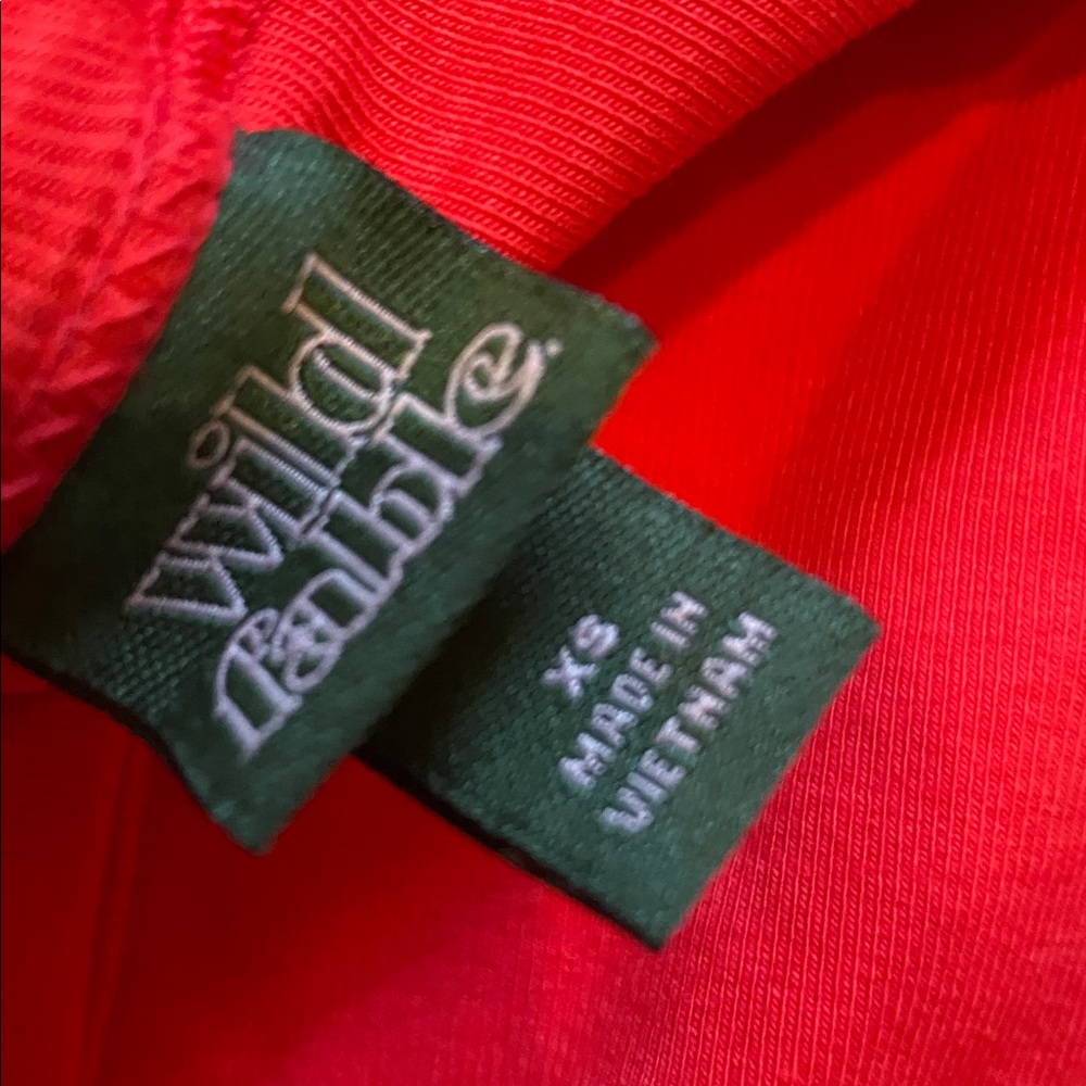 Red Top - Picture 2 of 2